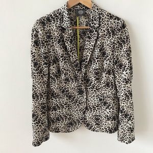 Vince Camuto leopard print blazer